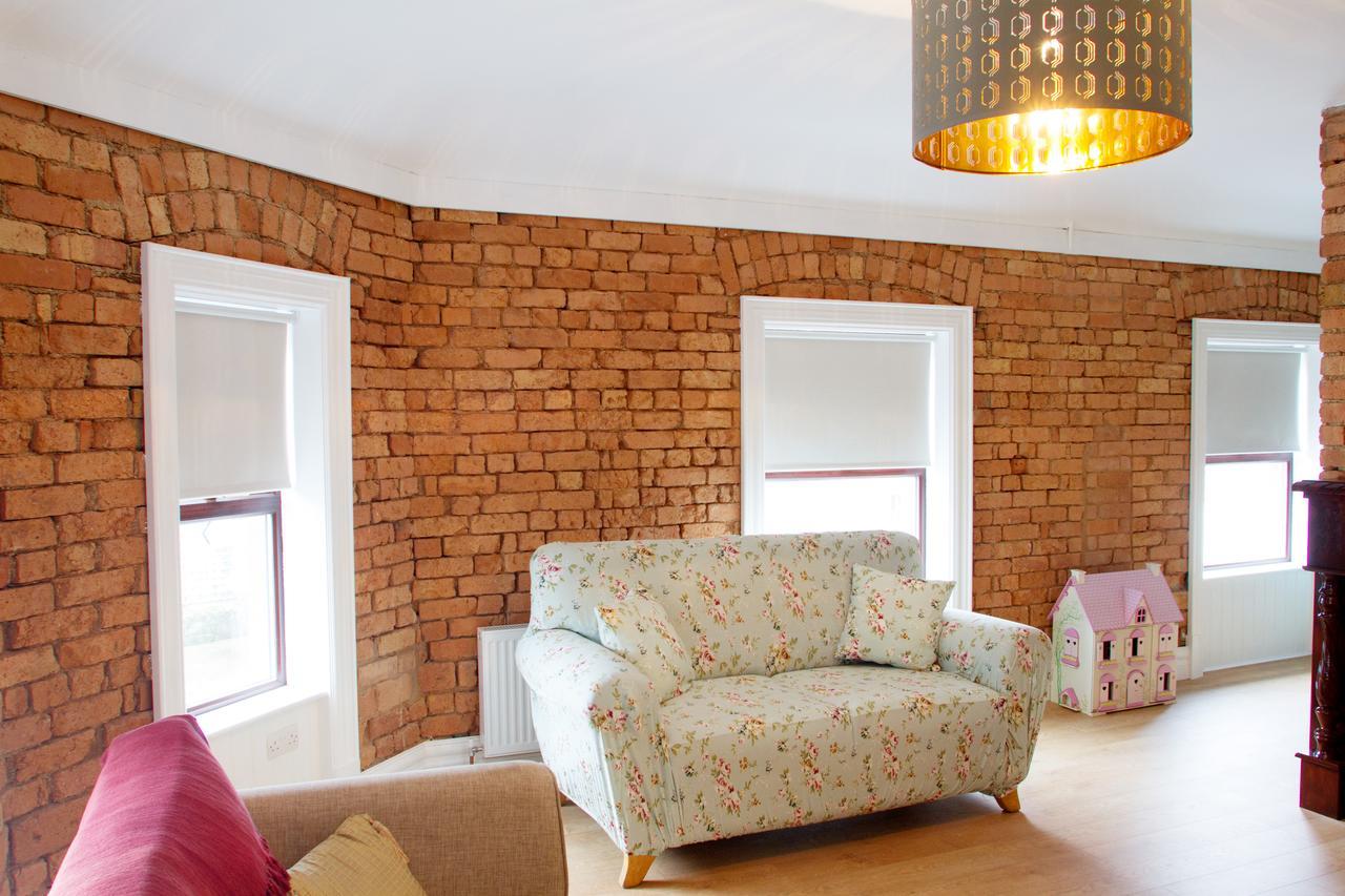 The Village Rooms Dundalk Exteriör bild